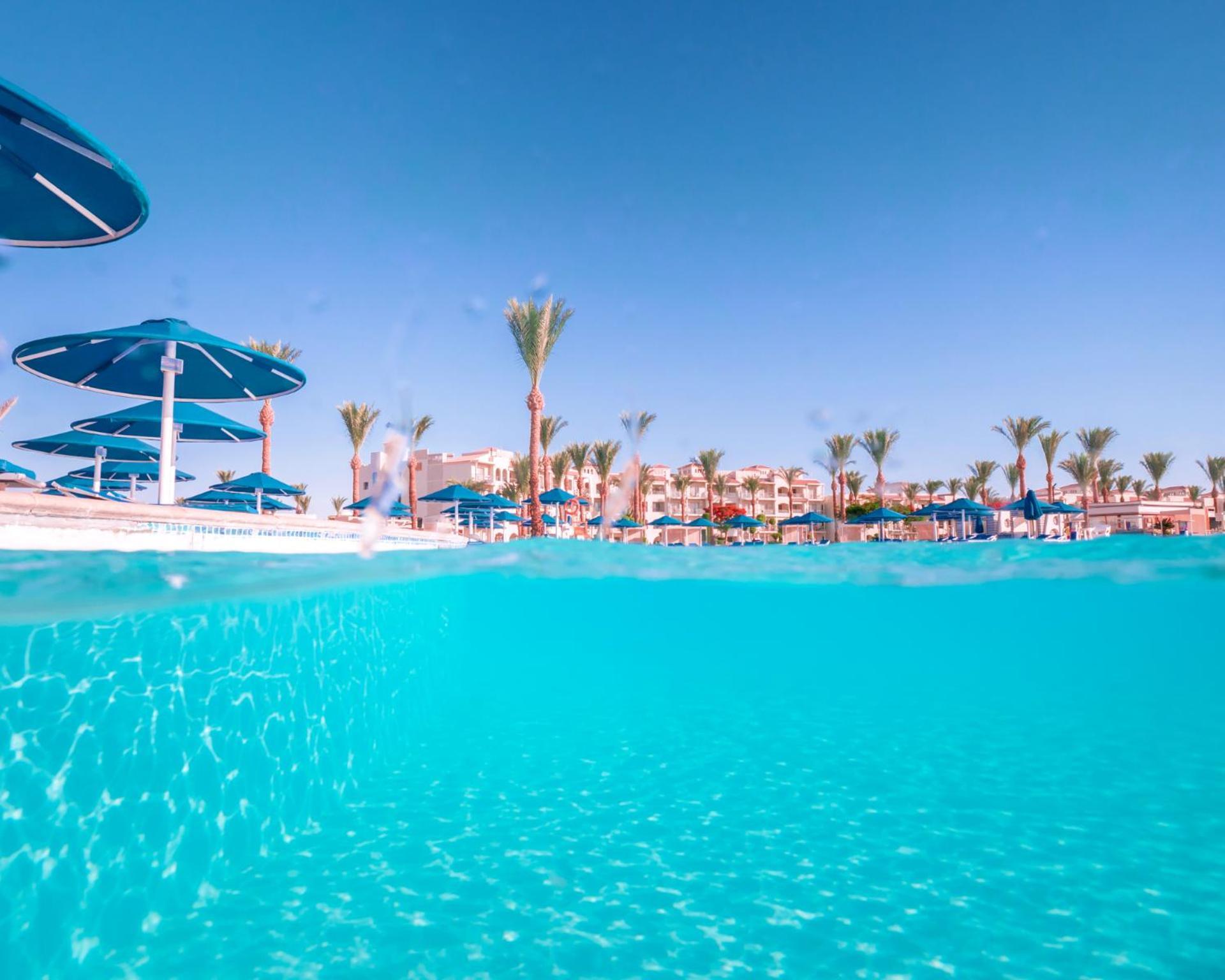 Pickalbatros Dana Beach Resort - Aqua Park Hurghada Bagian luar foto